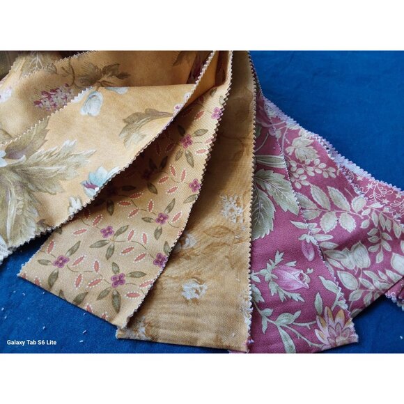 Moda Wild Rose jelly roll by Blackbird Designs cotton floral prints 40 fabrics - Picture 10 of 10